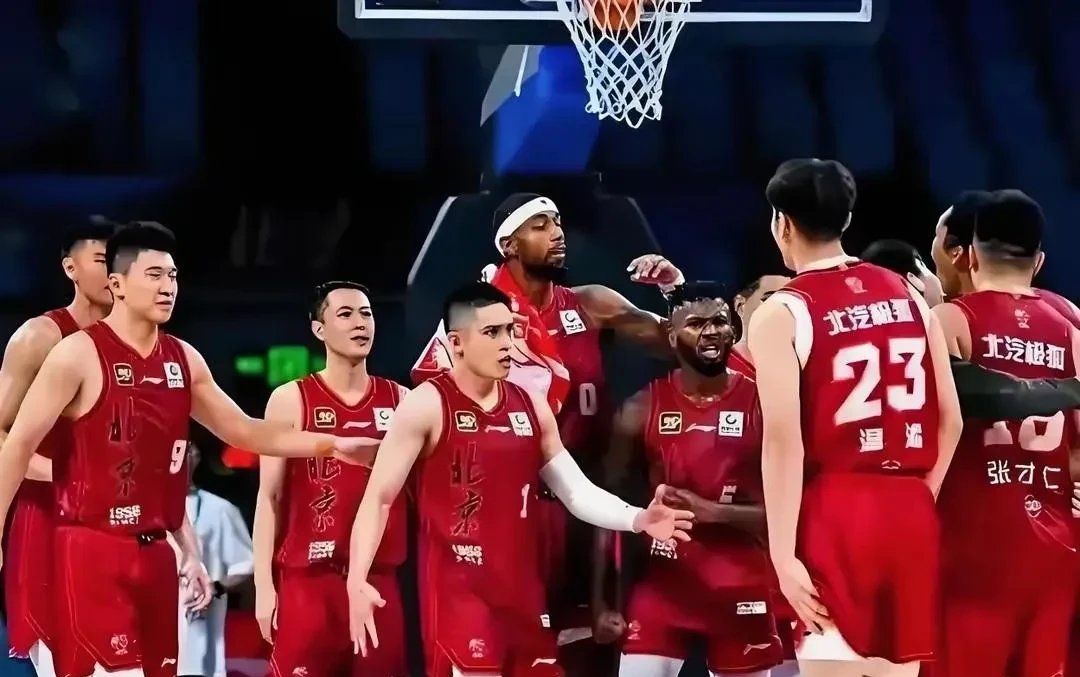 leyu App-战术调整首场状态出色，日本队观众沸腾！，TheShy重返赛场引发球迷热议-leyu App